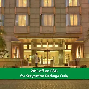 4* Hotell Park Plaza