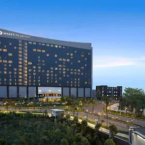 Hyatt Regency Отель